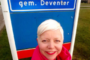Bathmense PvdA-Kamerlid Kirsten van den Hul op bezoek in Bathmen