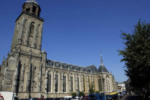 PvdA stuurt bij op omstreden plan voor herinrichting Grote Kerkhof